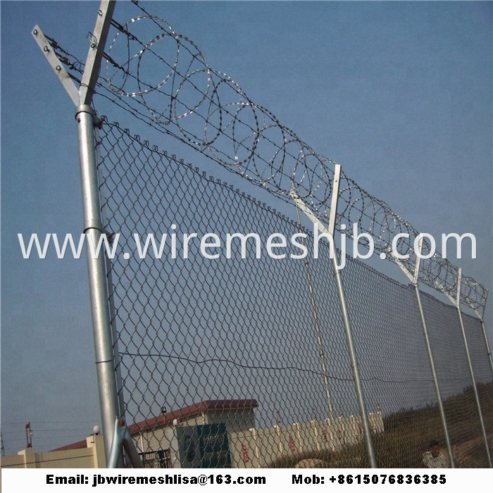 Galvanized And PVC Coated Chain Link Fence